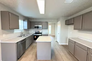 704 Inglewood Trail, DeSoto, TX 75115 - Photo 7