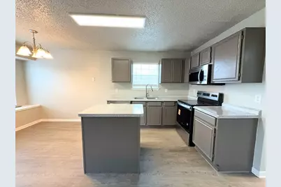 704 Inglewood Trail, DeSoto, TX 75115 - Photo 9