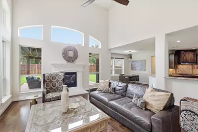 7821 Rosebank, The Colony, TX 75056 - Photo 11