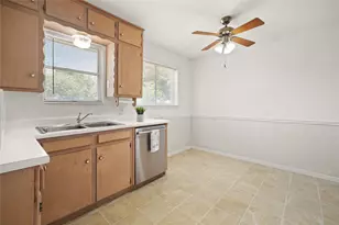 1332 Harrison Ln, Hurst, TX 76053 - Photo 13