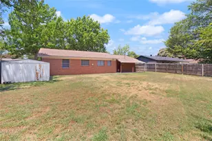 1332 Harrison Ln, Hurst, TX 76053 - Photo 31
