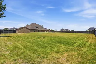 8260 Faithful Dr, Waxahachie, TX 75167 - Photo 39