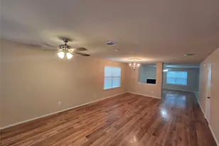8138 Mossberg Dr, Arlington, TX 76002 - Photo 3