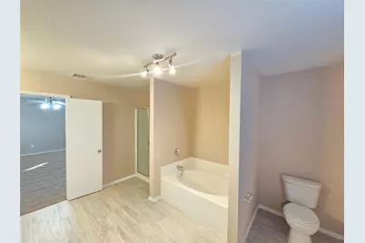 8138 Mossberg Drive, Arlington, TX 76002 - Photo 29