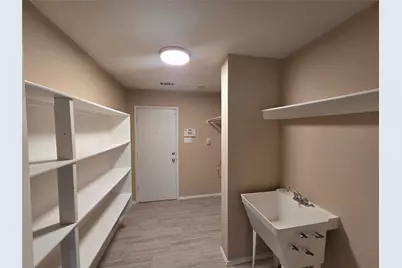 8138 Mossberg Drive, Arlington, TX 76002 - Photo 17