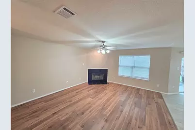 8138 Mossberg Drive, Arlington, TX 76002 - Photo 7