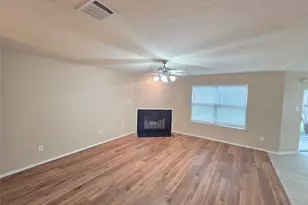 8138 Mossberg Dr, Arlington, TX 76002 - Photo 7