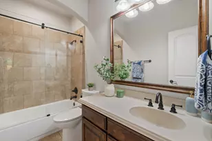 101 Fairway Dr, Waxahachie, TX 75165 - Photo 9