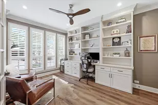 944 Spring Creek Dr, Grapevine, TX 76051 - Photo 9
