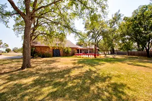 1219 Kiowa Dr E, Lake Kiowa, TX 76240 - Photo 33