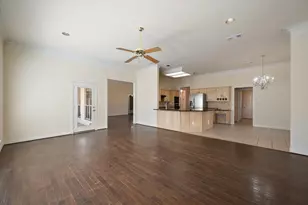 812 Turnberry Dr, Mansfield, TX 76063 - Photo 13