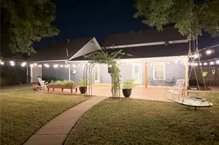 310 Glen Rose Ave, Cleburne, TX 76033 - Photo 29