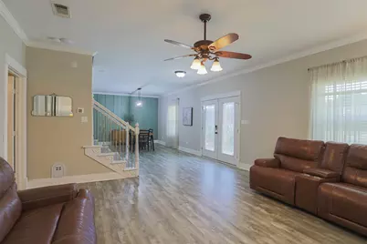 310 Glen Rose Avenue, Cleburne, TX 76033 - Photo 7