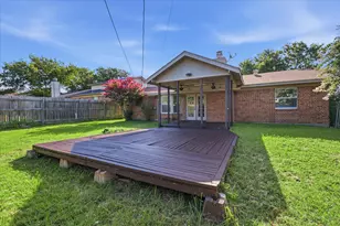 6505 Hughes Dr, Watauga, TX 76148 - Photo 23