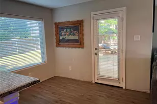 511 W Cotter Ave, Alvarado, TX 76009 - Photo 3