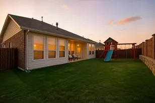 14868 Gilley Ln, Fort Worth, TX 76052 - Photo 39