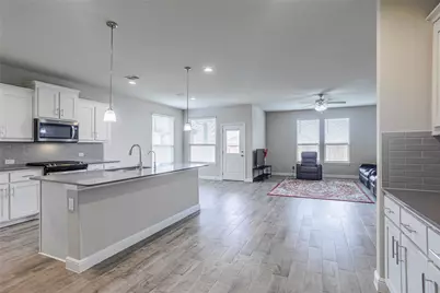 15825 Bronte Lane, Fort Worth, TX 76247 - Photo 5