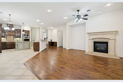 10715 Dixon Branch Drive, Dallas, TX 75218 - Photo 5