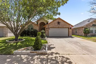 313 Leisure Lane, Waxahachie, TX 75165 - Photo 1