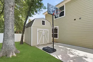 10009 Concord Dr, Providence Village, TX 76227 - Photo 25