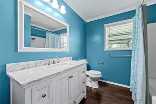 525 W 7th St, Crawford, TX 76638 - Photo 17
