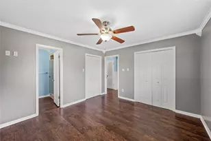 525 W 7th St, Crawford, TX 76638 - Photo 11