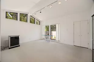 6715 Glenhurst Dr, Dallas, TX 75254 - Photo 13