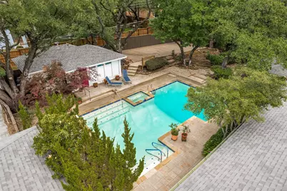 6715 Glenhurst Drive, Dallas, TX 75254 - Photo 3