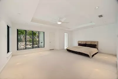 6715 Glenhurst Drive, Dallas, TX 75254 - Photo 15