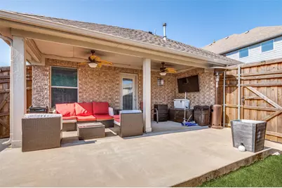 437 Castle Street, DeSoto, TX 75115 - Photo 21