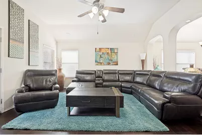 437 Castle Street, DeSoto, TX 75115 - Photo 9