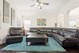 437 Castle St, DeSoto, TX 75115 - Photo 9