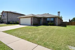 1130 Seneca Dr, Arlington, TX 76017 - Photo 1
