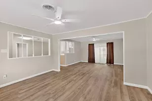 1016 Sproles Dr, Benbrook, TX 76126 - Photo 11