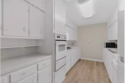1016 Sproles Drive, Benbrook, TX 76126 - Photo 15