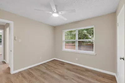 1016 Sproles Drive, Benbrook, TX 76126 - Photo 35
