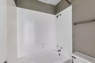 1122 Millview Dr, Arlington, TX 76012 - Photo 25