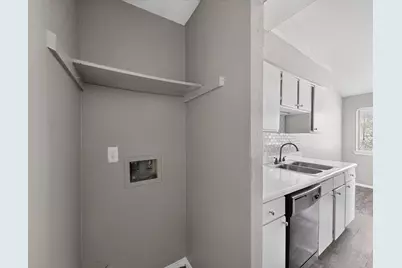 1122 Millview Drive #802, Arlington, TX 76012 - Photo 11