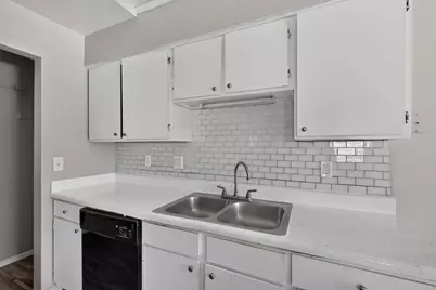 1122 Millview Drive #802, Arlington, TX 76012 - Photo 9