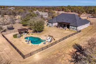 140 Rocky Run, Lipan, TX 76462 - Photo 31