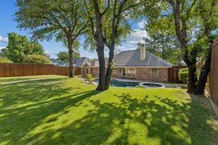 7329 Hidden Oaks Dr, North Richland Hills, TX 76182 - Photo 5