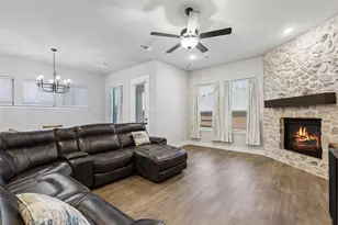 1812 Leo Dr, Van Alstyne, TX 75495 - Photo 15