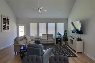 10508 Landry Blf Ln, Fort Worth, TX 76126 - Photo 7