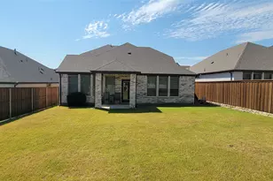 10508 Landry Blf Ln, Fort Worth, TX 76126 - Photo 3