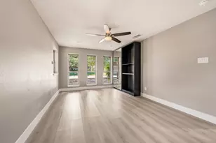 2105 Inverness Dr, Arlington, TX 76012 - Photo 25