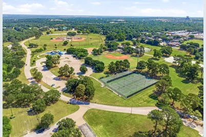 2105 Inverness Drive, Arlington, TX 76012 - Photo 39
