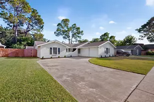 6608 Gary Ln, Fort Worth, TX 76112 - Photo 3