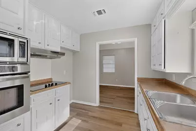 6608 Gary Lane, Fort Worth, TX 76112 - Photo 13