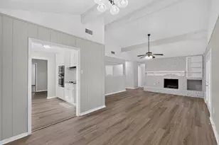 6608 Gary Ln, Fort Worth, TX 76112 - Photo 9