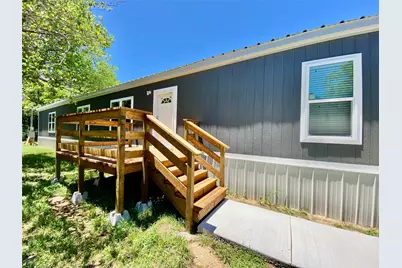 903 SW 24th Street, Mineral Wells, TX 76067 - Photo 3